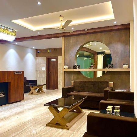 Hotel Vrindavan Palace Indaur Kültér fotó