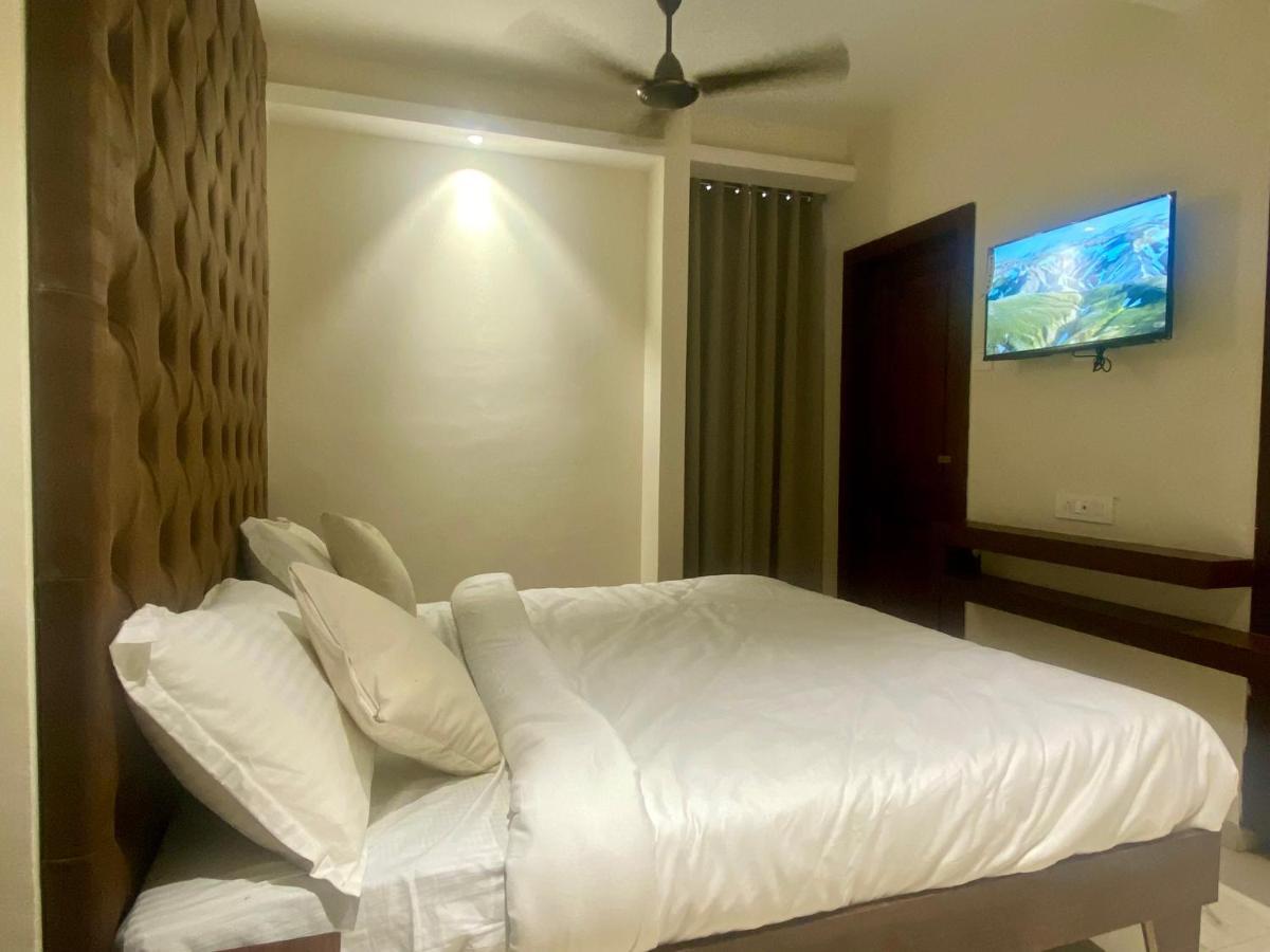 Hotel Vrindavan Palace Indaur Kültér fotó