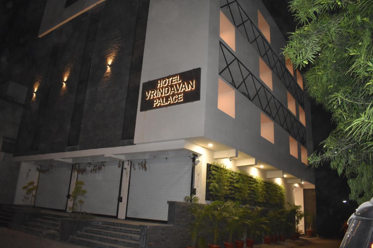 Hotel Vrindavan Palace Indaur Kültér fotó